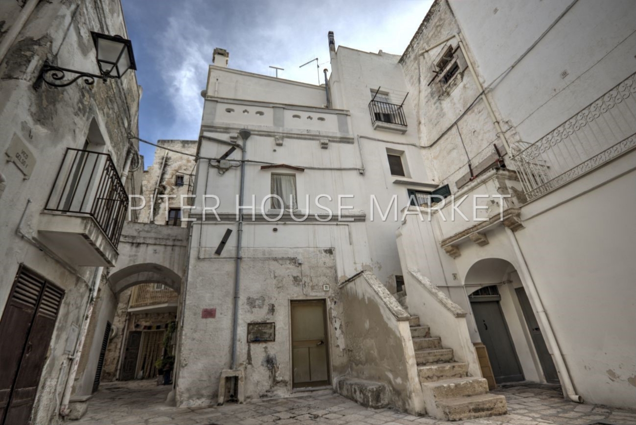 Independent building in Old Town of Polignano a Mare